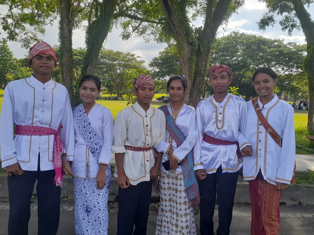 Pentas seni dan olahraga
